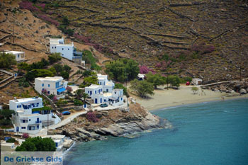 Ormos Ysternia Tinos | Griekenland foto 11 - Foto van https://www.grieksegids.nl/fotos/tinos/normaal/ormos-ysternia-tinos-011.jpg