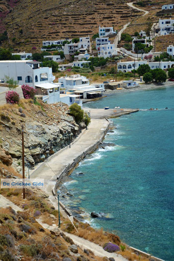 Ormos Ysternia Tinos | Griekenland foto 22 - Foto van https://www.grieksegids.nl/fotos/tinos/normaal/ormos-ysternia-tinos-022.jpg