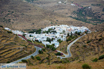 Pyrgos Tinos | Griekenland | Fotto 1 - Foto van https://www.grieksegids.nl/fotos/tinos/normaal/pyrgos-tinos-001.jpg