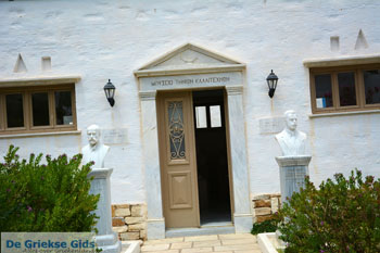 Pyrgos Tinos | Griekenland | Fotto 15 - Foto van https://www.grieksegids.nl/fotos/tinos/normaal/pyrgos-tinos-015.jpg