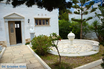 Pyrgos Tinos | Griekenland | Fotto 16 - Foto van https://www.grieksegids.nl/fotos/tinos/normaal/pyrgos-tinos-016.jpg