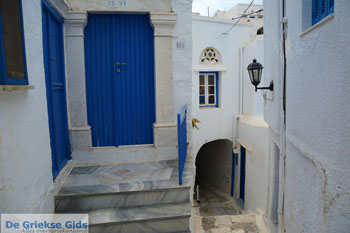 Pyrgos Tinos | Griekenland | Fotto 40 - Foto van https://www.grieksegids.nl/fotos/tinos/normaal/pyrgos-tinos-040.jpg