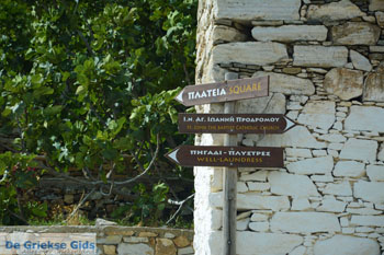 Dorpje Skalados bij Loutra Tinos | Griekenland foto 3 - Foto van https://www.grieksegids.nl/fotos/tinos/normaal/skalados-tinos-003.jpg