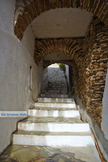 Dorpje Tarampados bij Kampos Tinos | Griekenland | Foto 7 - Foto van https://www.grieksegids.nl/fotos/tinos/normaal/tarampados-kampos-tinos-007.jpg