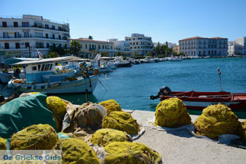 Tinos stad | Griekenland 40 - Foto van https://www.grieksegids.nl/fotos/tinos/normaal/tinos-stad-040.jpg
