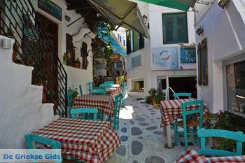 Tinos stad | Griekenland 99 - Foto van https://www.grieksegids.nl/fotos/tinos/normaal/tinos-stad-099.jpg