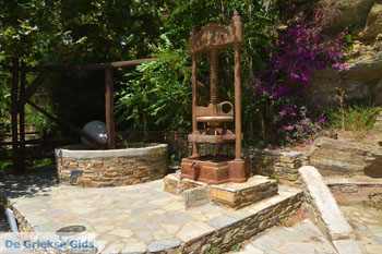 Triantaros bij Dyo Choria Tinos | Griekenland | Foto 10 - Foto van https://www.grieksegids.nl/fotos/tinos/normaal/triantaros-tinos-010.jpg