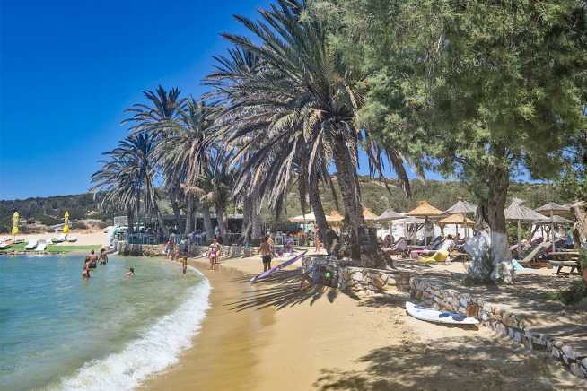 Agia Irini Beach Paros Cycladen - De Griekse Gids - Foto van De Griekse Gids