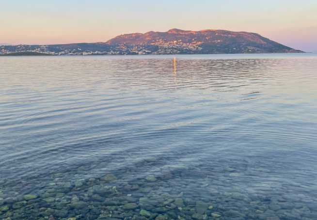  Porto Rafti - badplaats bij Athene, Attica, Centraal Griekenland- De Griekse Gids - Foto van https://www.grieksegids.nl/fotos/uploads-thumb/08-07-25/1751968834._portoraftizee.jpg