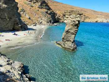 Tis Grias To Pidima Beach - Andros Cycladen - De Griekse Gids - Foto van De Griekse Gids