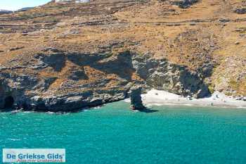 Tis Grias To Pidima Beach - Andros Cycladen - - De Griekse Gids - Foto van https://www.grieksegids.nl/fotos/uploads-thumb/27-09-23/1695831866._grias-to-pidima-andros5.jpg