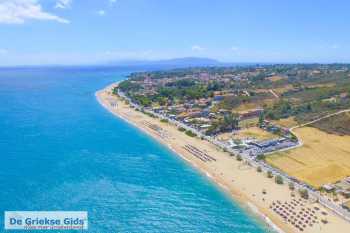 Skala Kefalonia - Luchtfoto - De Griekse Gids - Foto van De Griekse Gids