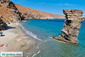Tis Grias To Pidima Beach - Andros Cycladen - De Griekse Gids - Foto van https://www.grieksegids.nl/fotos/uploads-thumb/28-09-23/1695893509._grias-to-pidima-andros10.jpg