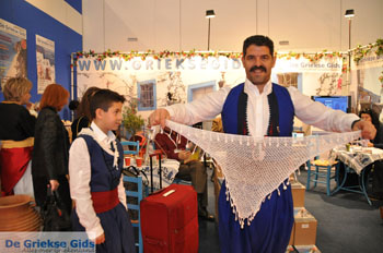 De Griekse Gids op de Vakantiebeurs in Utrecht |Foto 2012 | Nr 2 - Foto van https://www.grieksegids.nl/fotos/vakantiebeurs2012/normaal/vakantiebeurs-2012-grieksegids-002.jpg