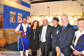 De Griekse Gids op de Vakantiebeurs in Utrecht |Foto 2012 | Nr 18 - Foto van https://www.grieksegids.nl/fotos/vakantiebeurs2012/normaal/vakantiebeurs-2012-grieksegids-018.jpg