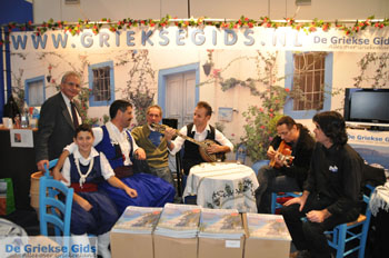 De Griekse Gids op de Vakantiebeurs in Utrecht |Foto 2012 | Nr 35 - Foto van https://www.grieksegids.nl/fotos/vakantiebeurs2012/normaal/vakantiebeurs-2012-grieksegids-035.jpg