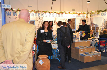 De Griekse Gids op de Vakantiebeurs in Utrecht |Foto 2012 | Nr 56 - Foto van https://www.grieksegids.nl/fotos/vakantiebeurs2012/normaal/vakantiebeurs-2012-grieksegids-056.jpg