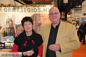 De Griekse Gids op de Vakantiebeurs in Utrecht |Foto 2012 | Nr 61 - Foto van https://www.grieksegids.nl/fotos/vakantiebeurs2012/normaal/vakantiebeurs-2012-grieksegids-061.jpg