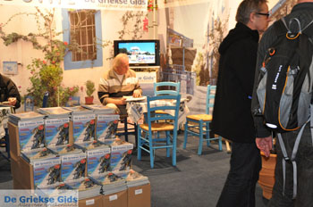 De Griekse Gids op de Vakantiebeurs in Utrecht |Foto 2012 | Nr 79 - Foto van https://www.grieksegids.nl/fotos/vakantiebeurs2012/normaal/vakantiebeurs-2012-grieksegids-079.jpg