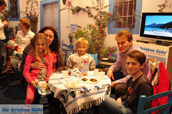 De Griekse Gids op de Vakantiebeurs in Utrecht |Foto 2012 | Nr 100 - Foto van https://www.grieksegids.nl/fotos/vakantiebeurs2012/normaal/vakantiebeurs-2012-grieksegids-100.jpg