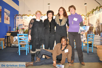 De Griekse Gids op de Vakantiebeurs in Utrecht |Foto 2012 | Nr 111 - Foto van https://www.grieksegids.nl/fotos/vakantiebeurs2012/normaal/vakantiebeurs-2012-grieksegids-111.jpg
