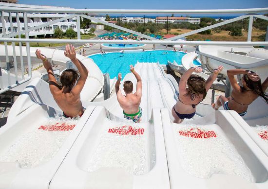 5 hotels met waterpark en glijbanen in Griekenland