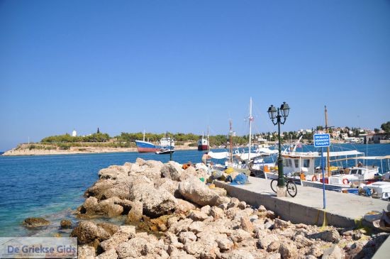 Vuurtoren en oude haven Spetses