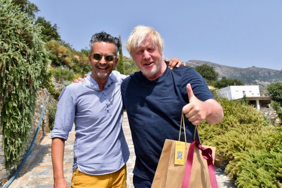 Boris Johnson op Evia Griekenland