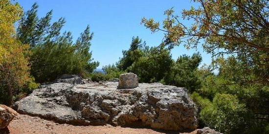 Daskalopetra Chios