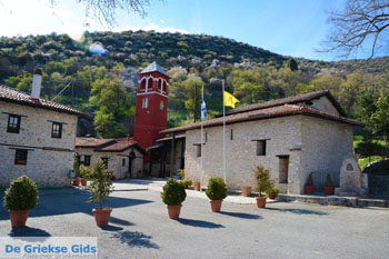 Klooster Panagia Mavriotissa in Kastoria | Macedonie | foto 1 - Foto van https://www.grieksegids.nl/fotos/west-macedonie/kastoria/normaal/kastoria-macedonie-griekenland-065.jpg