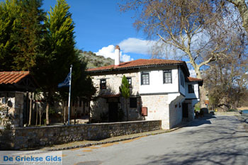 Klooster Panagia Mavriotissa in Kastoria | Macedonie | foto 5 - Foto van https://www.grieksegids.nl/fotos/west-macedonie/kastoria/normaal/kastoria-macedonie-griekenland-069.jpg