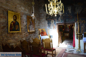 Klooster Panagia Mavriotissa in Kastoria | Macedonie | foto 8 - Foto van https://www.grieksegids.nl/fotos/west-macedonie/kastoria/normaal/kastoria-macedonie-griekenland-072.jpg