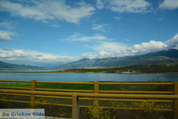 Polifitos-meer Kozani | Macedonie Griekenland 16 - Foto van https://www.grieksegids.nl/fotos/west-macedonie/kozani/normaal/kozani-macedonie-griekenland-085.jpg