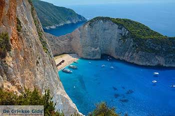 Scheepswrak - Navagio Zakynthos - Ionische eilanden -  Foto 11 - Foto van https://www.grieksegids.nl/fotos/zakynthos/scheepswrak/350pix/scheepswrak-zakynthos-011.jpg