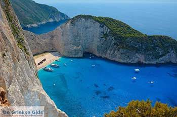 Scheepswrak - Navagio Zakynthos - Ionische eilanden -  Foto 12 - Foto van https://www.grieksegids.nl/fotos/zakynthos/scheepswrak/350pix/scheepswrak-zakynthos-012.jpg