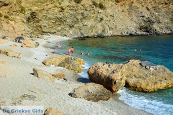 Strand Zastani | Marmari Evia | Griekenland | Foto 6 - Foto van https://www.grieksegids.nl/fotos/zuid-evia/normaal/zuid-evia-078.jpg