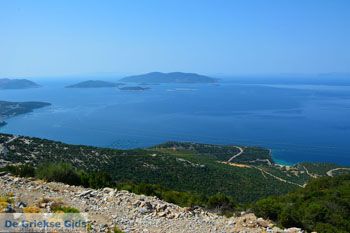 Uitzicht op eilandjes Petali Evia | Griekenland | Foto 2 - Foto van https://www.grieksegids.nl/fotos/zuid-evia/normaal/zuid-evia-182.jpg