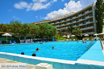 Hotel Marmari Bay | Marmari Evia | Griekenland foto 14 - Foto van https://www.grieksegids.nl/fotos/zuid-evia/normaal/zuid-evia-503.jpg