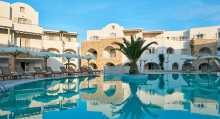 Foto Hotel Aegean Plaza in Kamari ( Santorini)